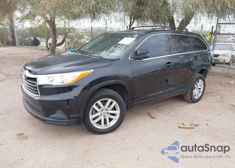 2015 Toyota Highlander Le from USA, damaged, VIN 5TDZARFH9FS013762